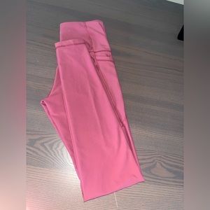 Felstive fuchsia pink smooth soft active wear leggings, wore once